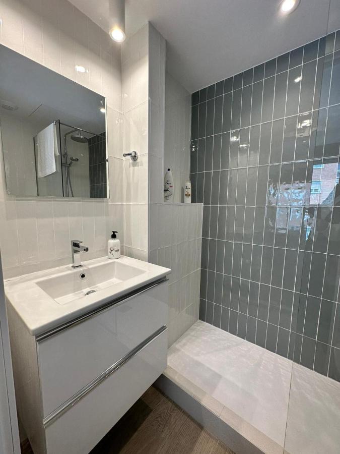 Castilla Luxury 2B Apartment Мадрид Екстериор снимка